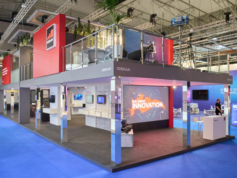 Diseño de stand GSMA en MWC 2022