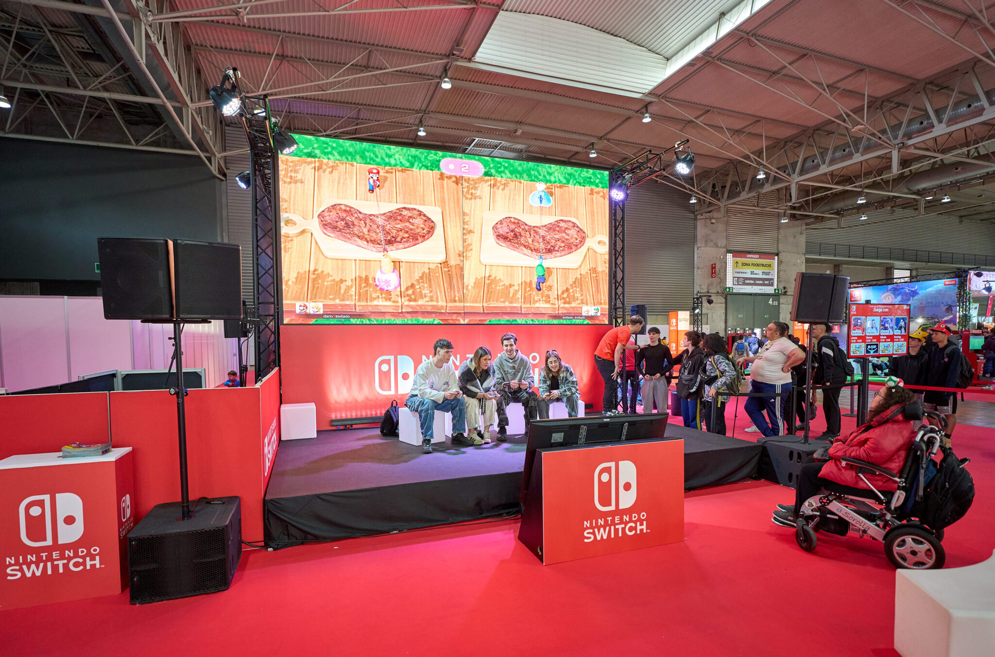 STAND NINTENDO (5)